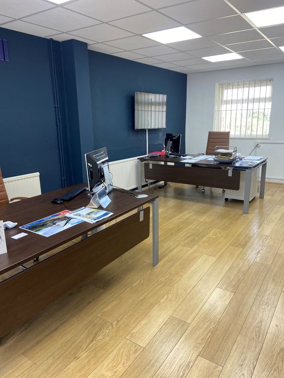 Office for sale in Risca Road, Newport NP20, £135,000