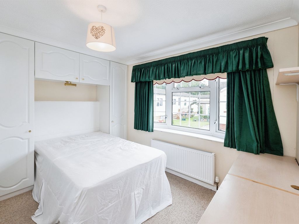 2 bed mobile/park home for sale in Allington Gardens, Allington, Grantham NG32, £110,000
