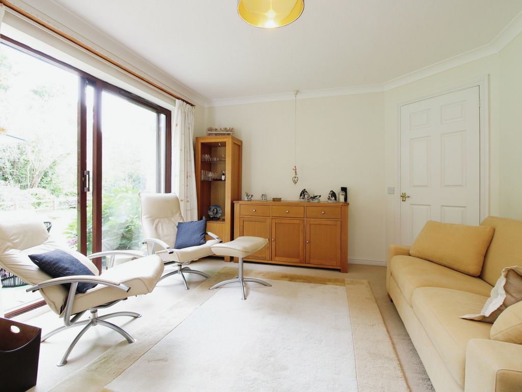 2 bed flat for sale in Spring Meadow, New Road, Midhurst, West Sussex GU29, £230,000