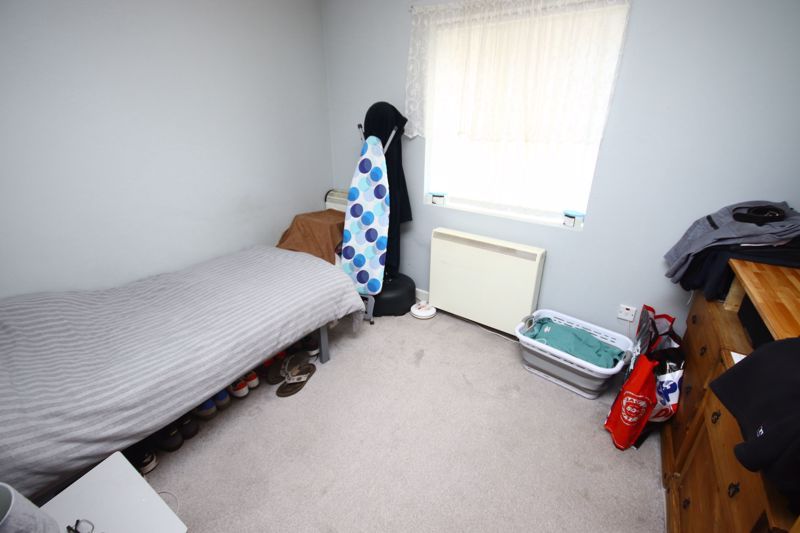 1 bed flat for sale in Broad Street, Llandudno Junction LL31, £85,000