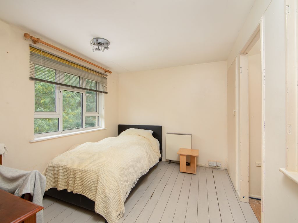 2 bed maisonette for sale in Snow Hill, Bath BA1, £200,000
