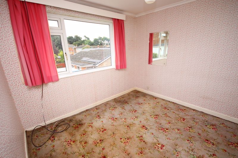 4 bed semi-detached house for sale in Llwyn Estyn, Deganwy, Conwy LL31, £240,000