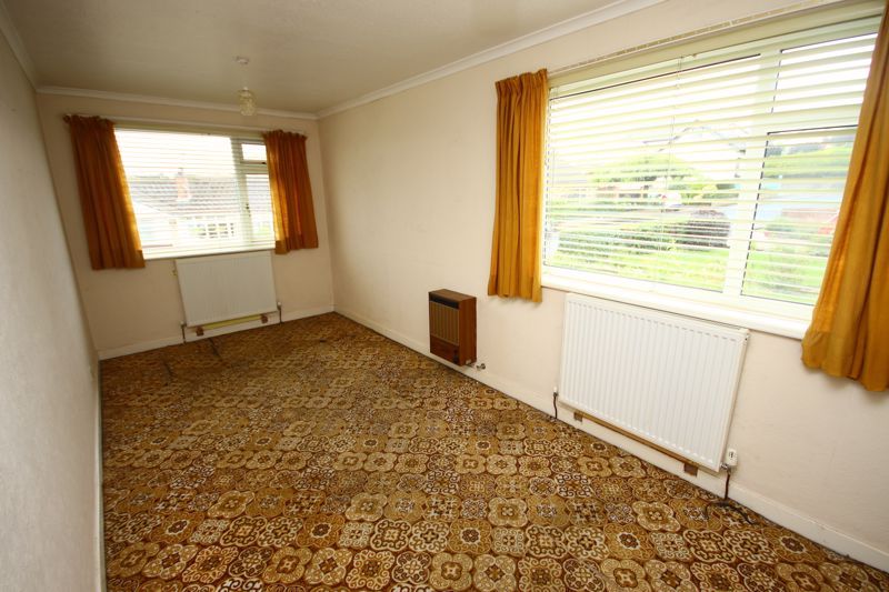 4 bed semi-detached house for sale in Llwyn Estyn, Deganwy, Conwy LL31, £240,000