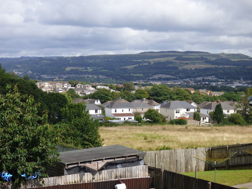 3 bed semi-detached house for sale in 29 Heol Esgyn, Longford, Neath . SA10, £159,000