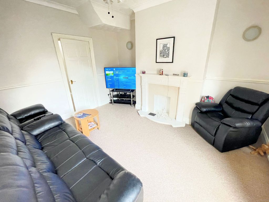 2 bed flat for sale in Leighton Street, South Shields NE33, £65,000