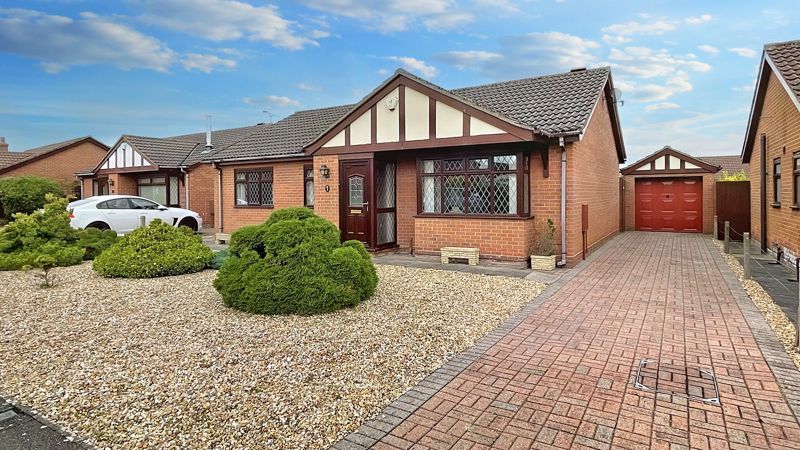 3 bed detached bungalow for sale in Thornton Way, Cherry Willingham, Lincoln LN3, £299,950