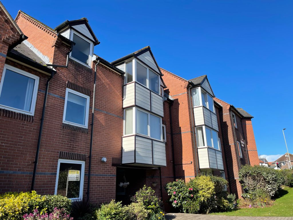 1 bed property for sale in Hometor House, Exeter Road, Exmouth EX8, £85,000