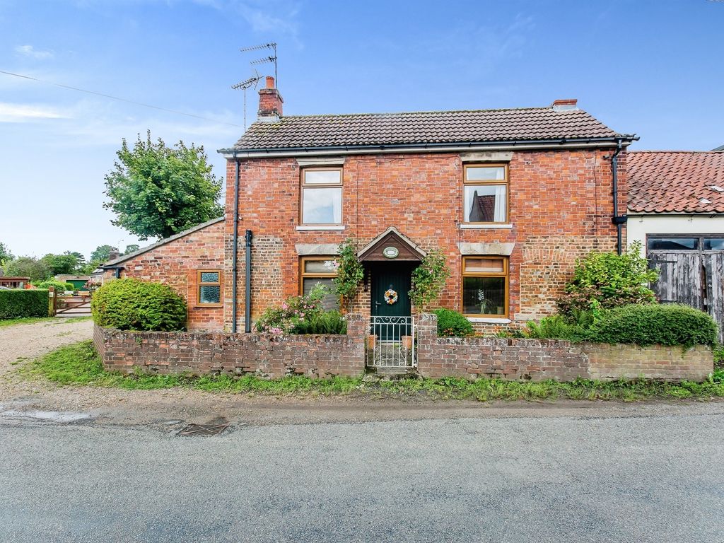 2 bed cottage for sale in Wisbech Road, West Walton, Wisbech PE14, £220,000