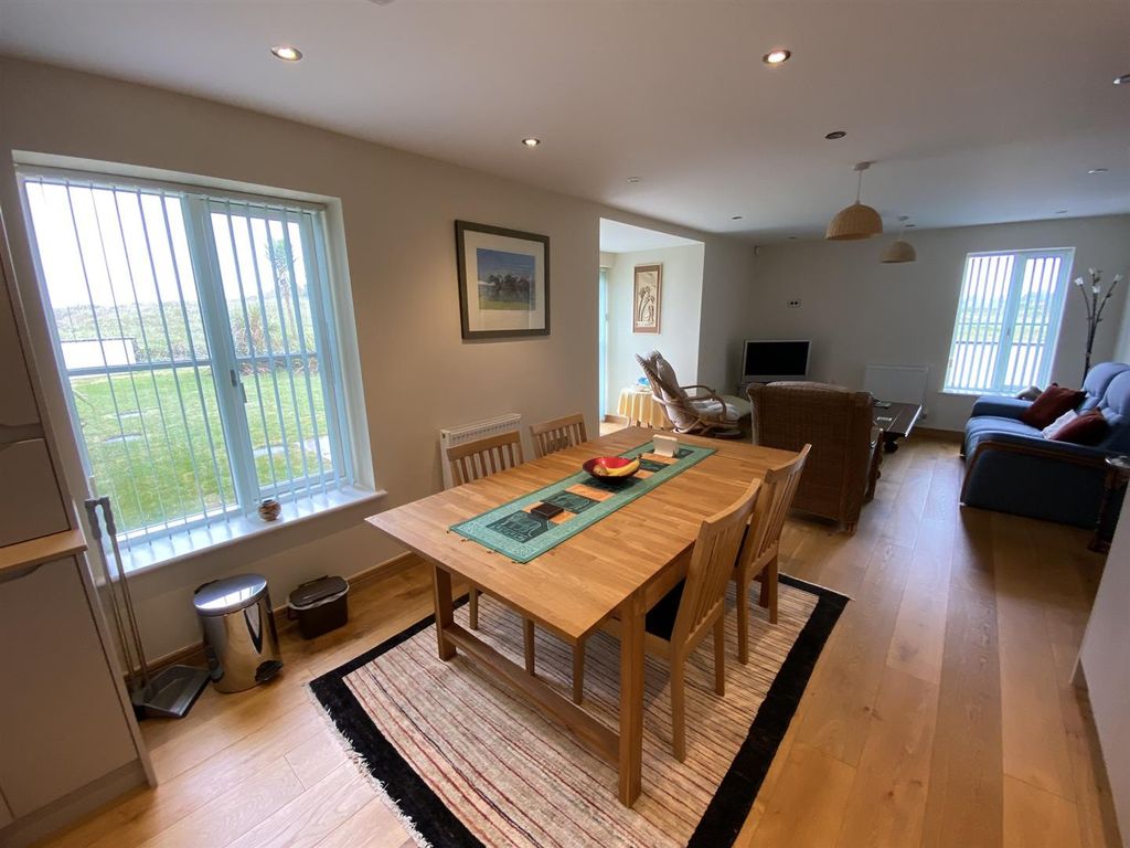 2 bed flat for sale in The Harbour, Burry Port SA16, £280,000