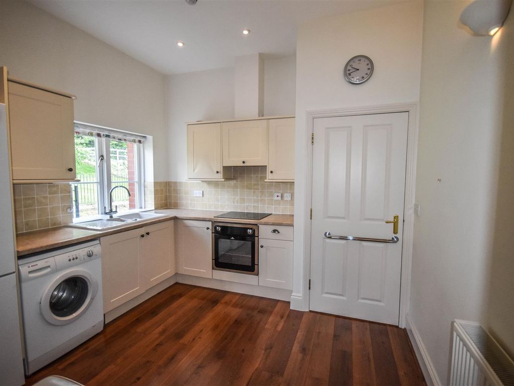 2 bed flat for sale in Long Street, Dursley GL11, £230,000