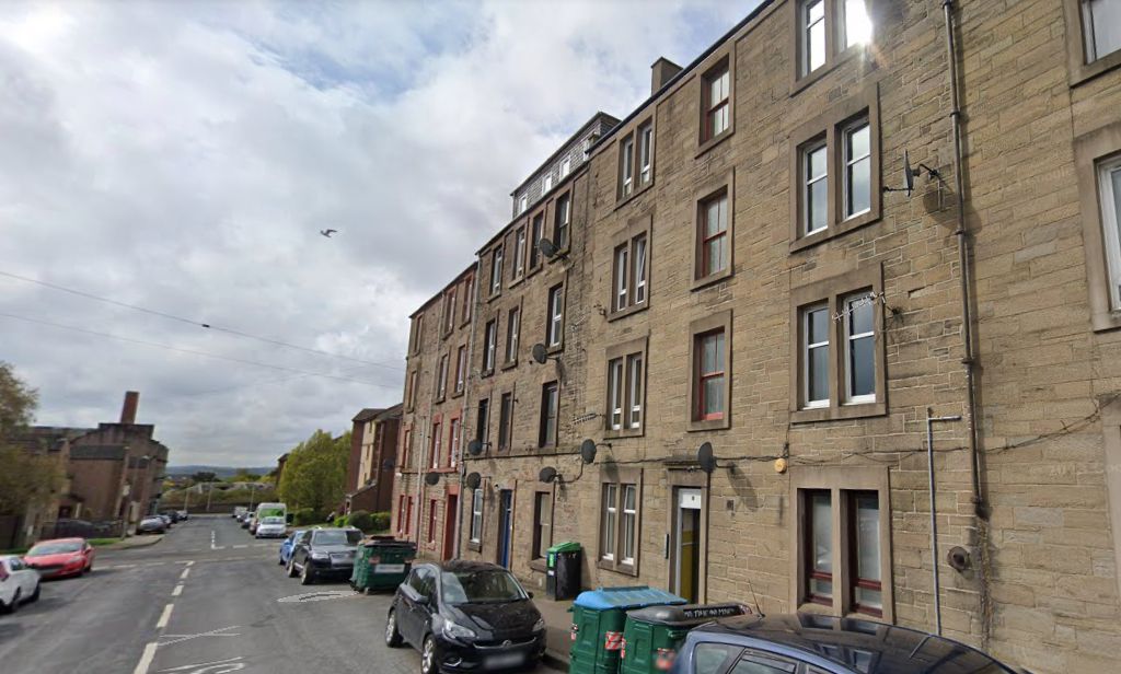 1 bed flat for sale in Clepington Street, Dundee DD3, £63,000