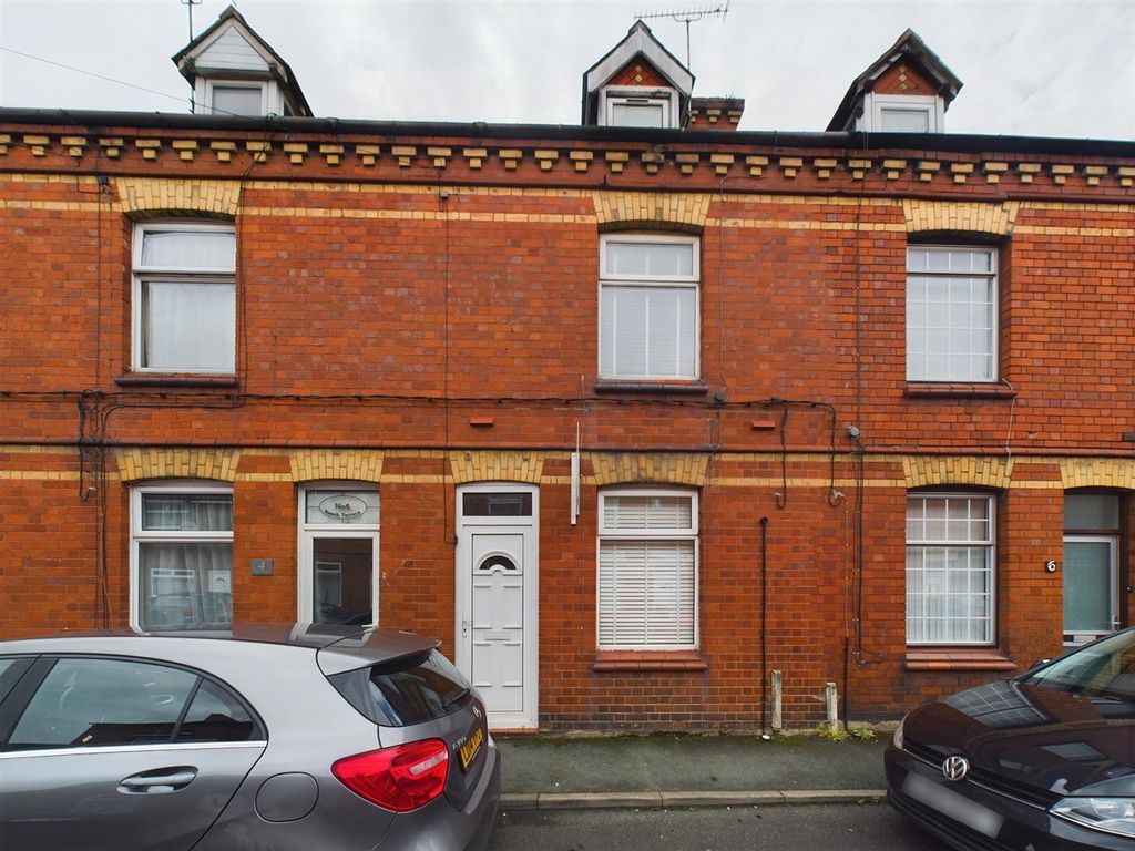 3 bed terraced house for sale in Beech Terrace, Ruabon, Wrexham LL14, £125,000