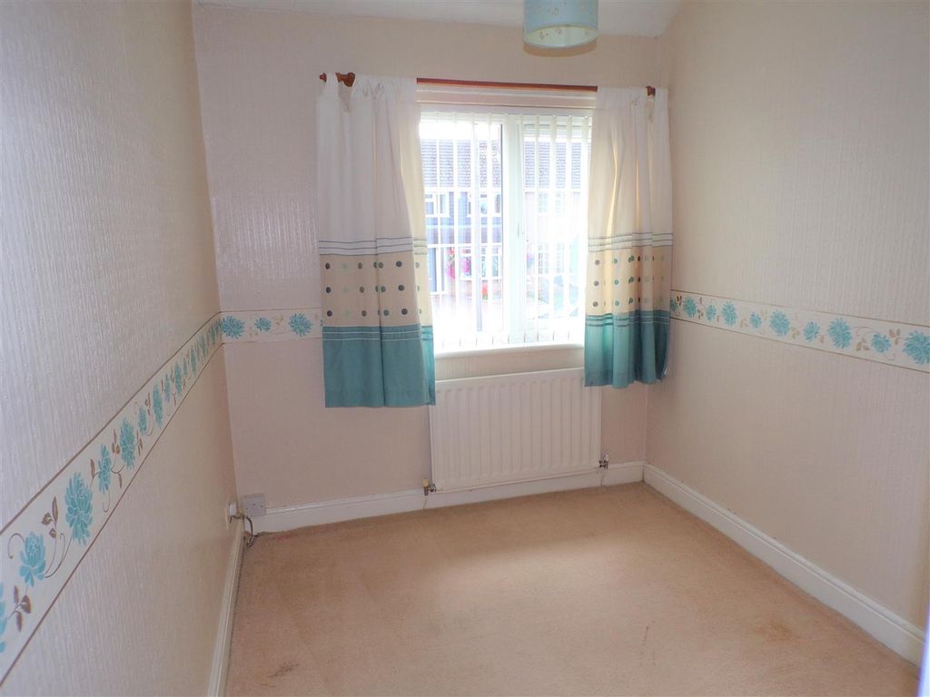3 bed semi-detached house for sale in Tunnicliffe Drive, Rugeley WS15, £200,000