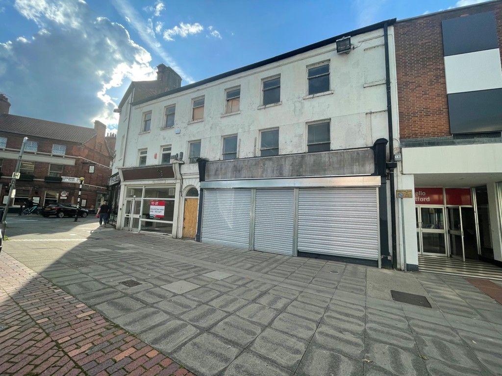 Retail premises for sale in 31 Market Place, Retford, Nottinghamshire DN22, £300,000