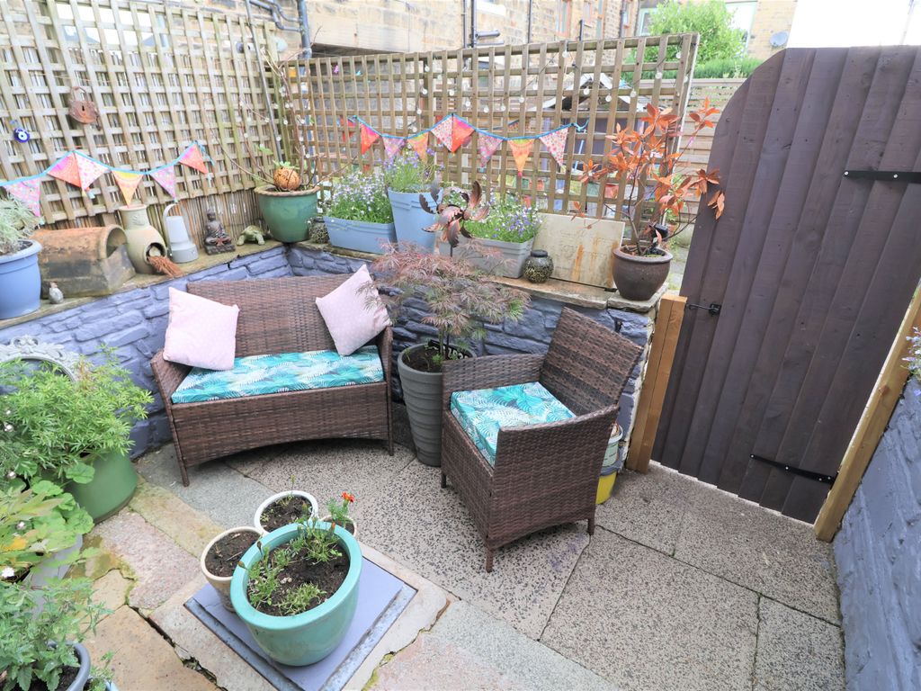 2 bed terraced house for sale in Chadwick Street, Glossop SK13, £189,950