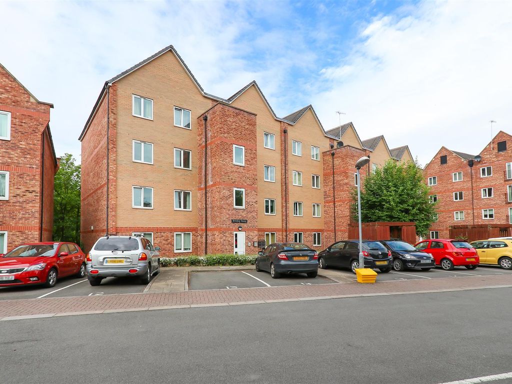 2 bed flat for sale in 3 Brindley House, Tapton Lock Hill, Chesterfield S41, £115,000