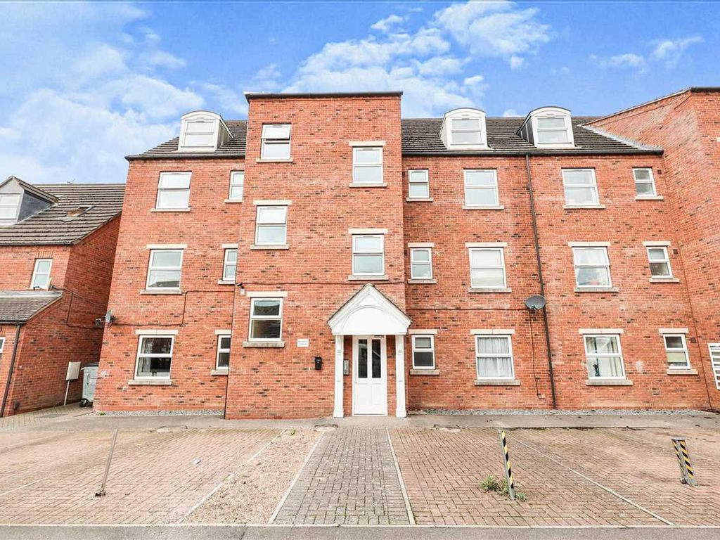 2 bed flat for sale in Fairfax Street, Lincoln LN5, £110,000