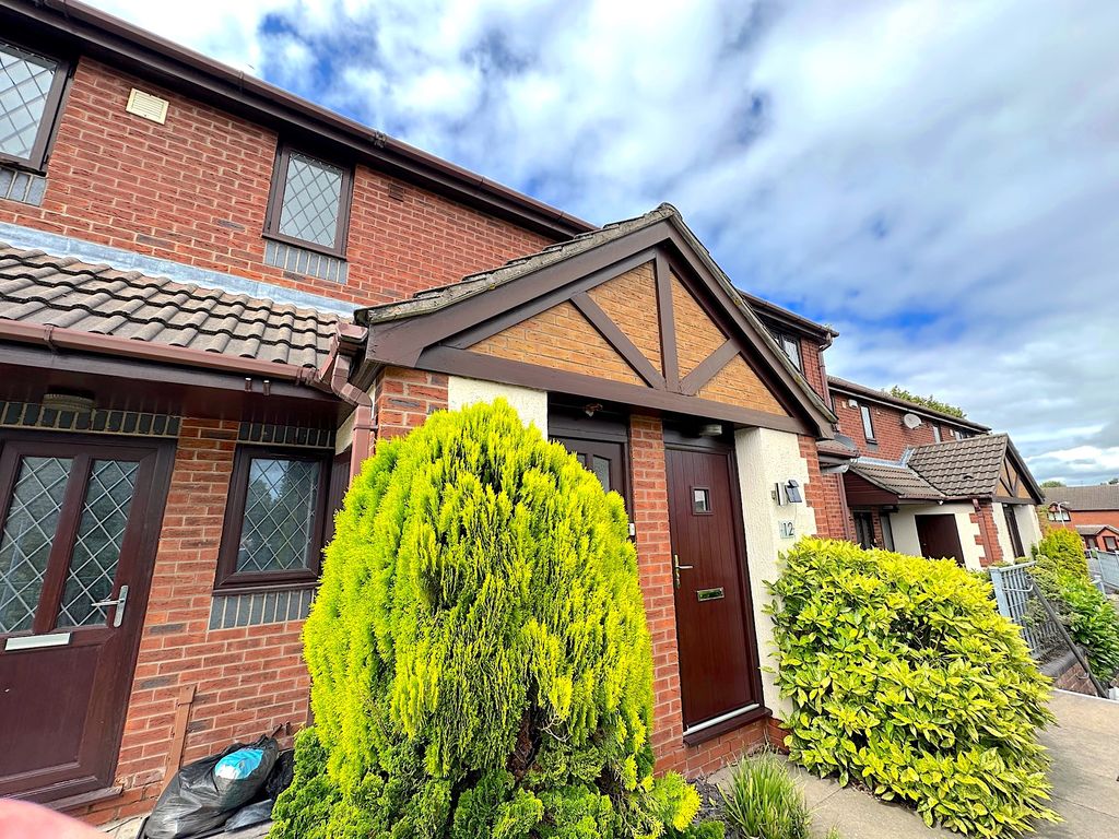 1 bed flat for sale in Sandpiper Close, Hednesford, Cannock WS12, £79,950