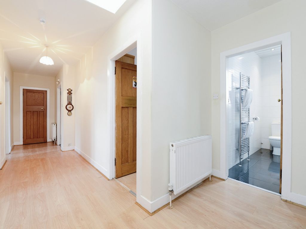 3 bed flat for sale in Eskview Terrace, Musselburgh EH21, £185,000