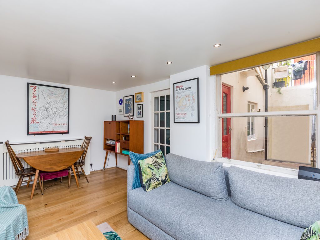 1 bed flat for sale in St. Georges Terrace, Brighton BN2, £275,000