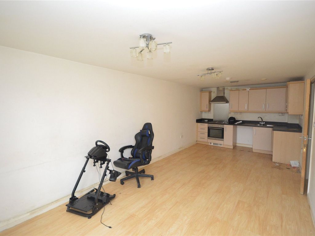 2 bed flat for sale in Fenton Place, Middleton, Leeds, West Yorkshire LS10, £105,000