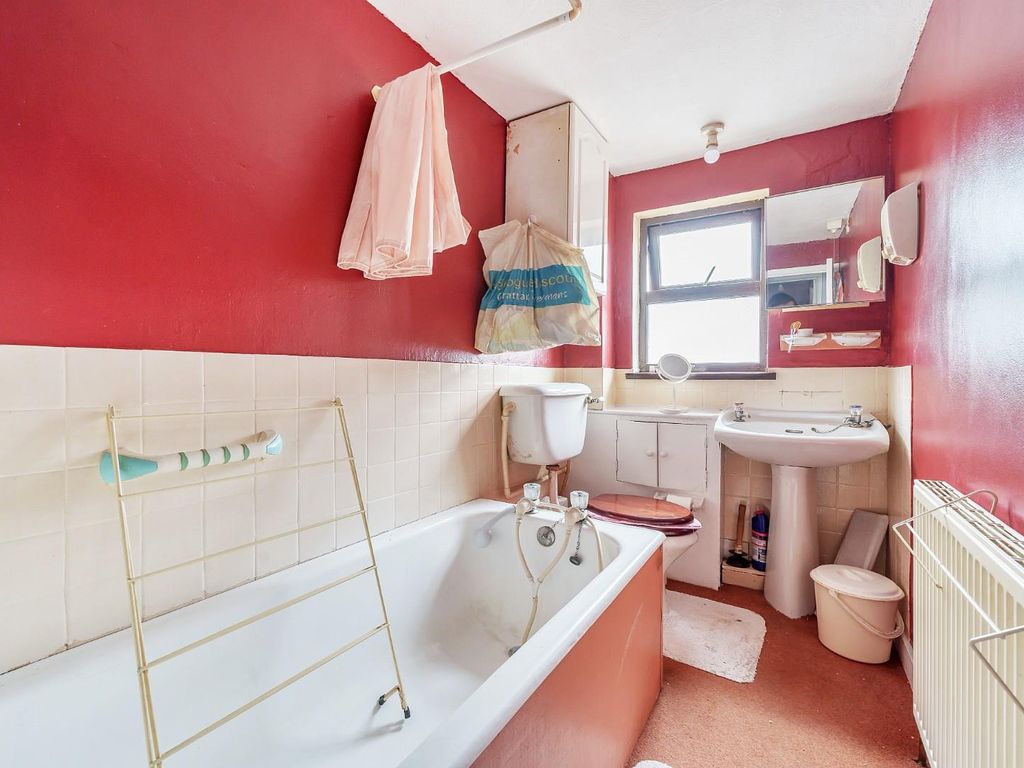 2 bed property for sale in Foundry Street, Horncastle LN9, £100,000