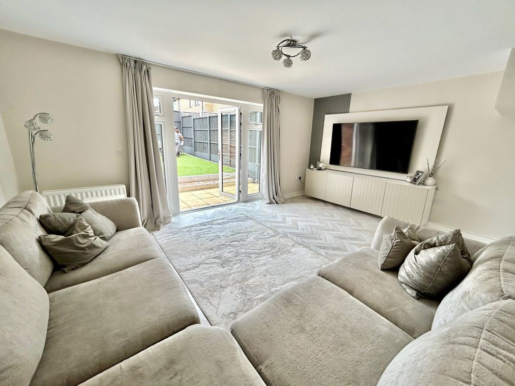 3 bed semi-detached house for sale in Woodlands Place, Blythe Valley, Shirley B90, £143,500