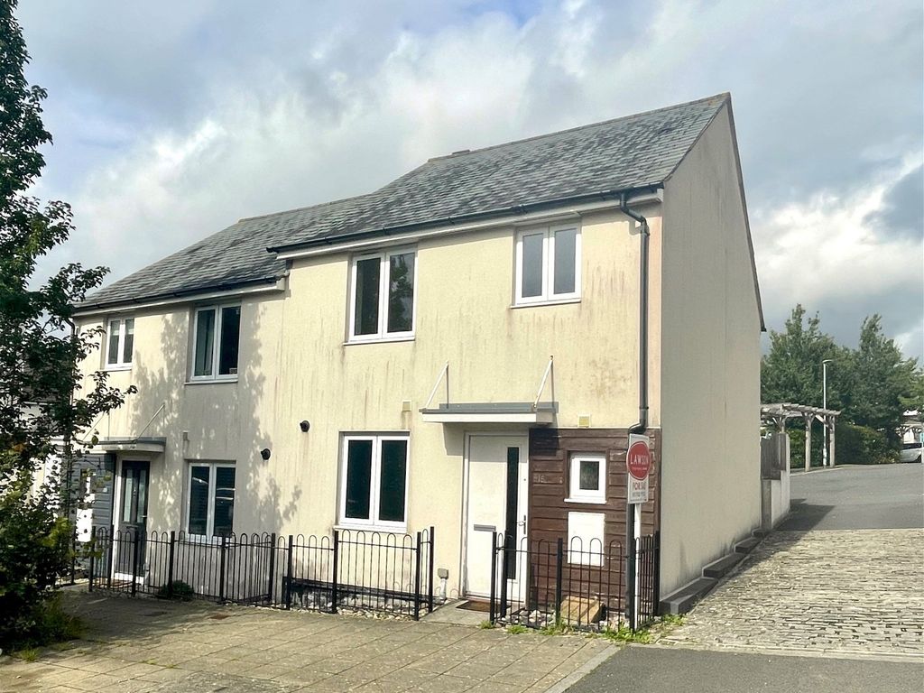3 bed end terrace house for sale in Whitehaven Way, Southway, Plymouth, Devon. PL6, £210,000