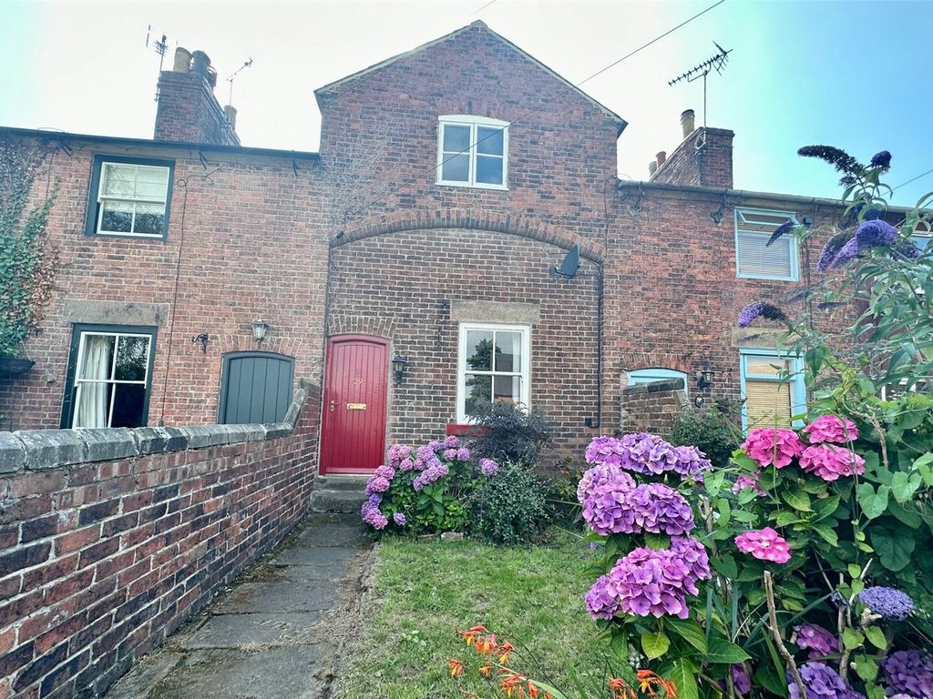 2 bed terraced house for sale in Belper Lane, Belper, Derbyshire DE56, £210,000