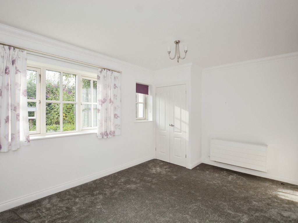 2 bed bungalow for sale in Brampton Valley Lane, Chapel Brampton, Northampton NN6, £225,000