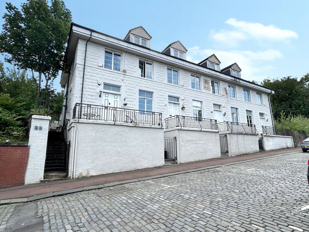 2 bed flat for sale in Hunter Street, Paisley, Renfrewshire PA1, £134,995