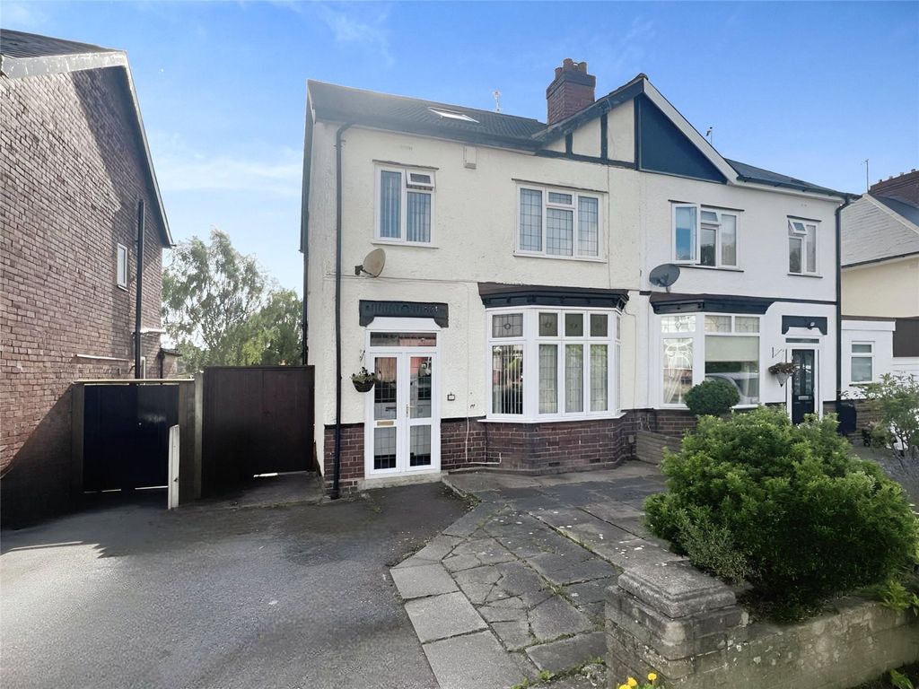 4 bed semi-detached house for sale in Beckminster Road, Wolverhampton, West Midlands WV3, £300,000