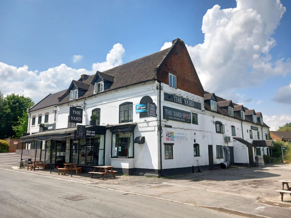 Pub/bar for sale in Market Street, Tamworth B78, £600,000