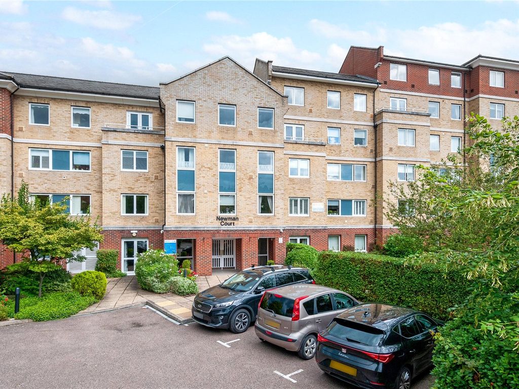 1 bed flat for sale in North Street, Bromley BR1, £150,000