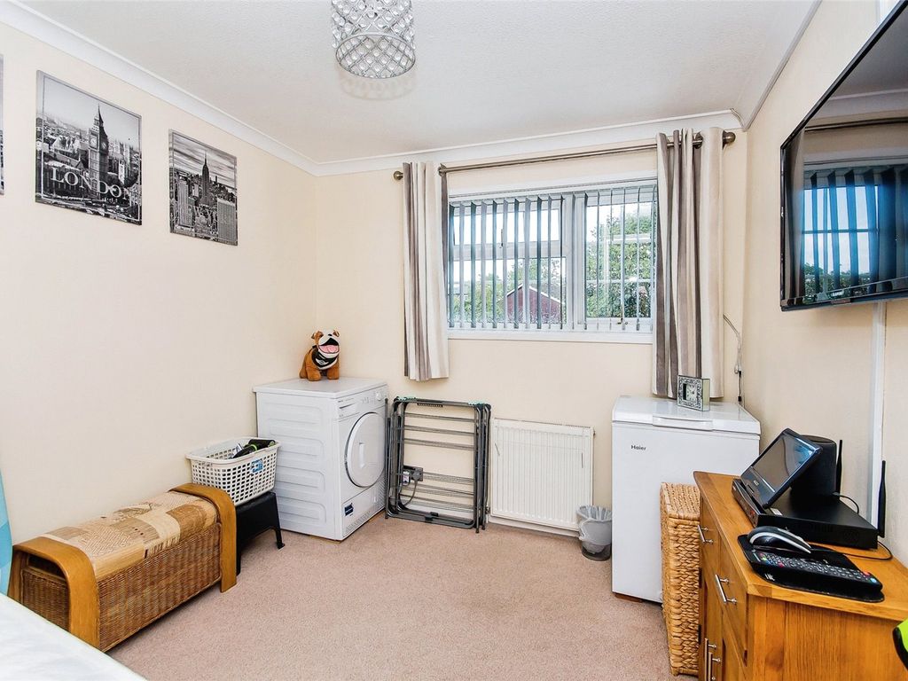 3 bed end terrace house for sale in Stumpacre, Bretton, Peterborough, Cambridgeshire PE3, £220,000