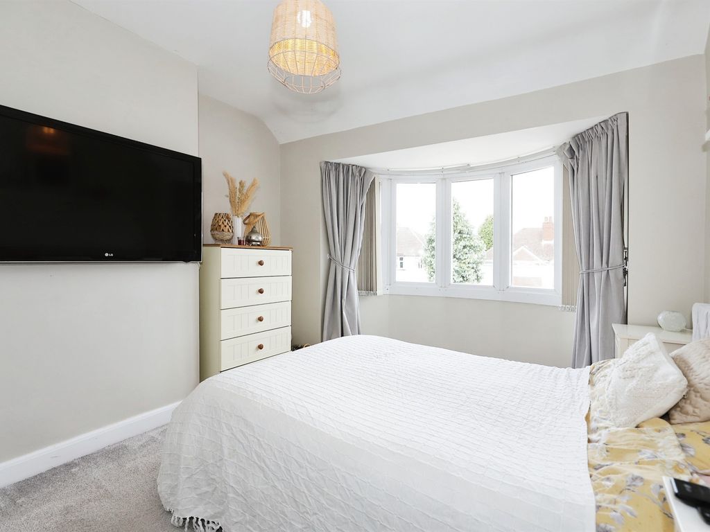 3 bed semi-detached house for sale in Oak Grove, Wednesfield, Wolverhampton WV11, £219,995