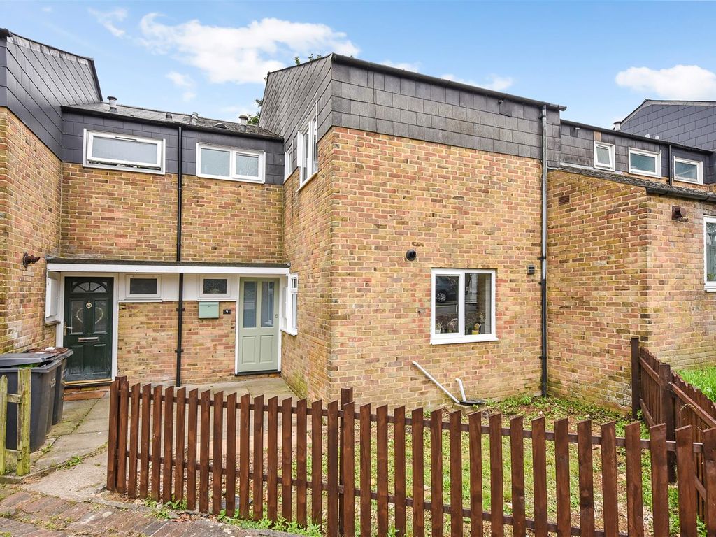 3 bed terraced house for sale in Genoa Court, Andover SP10, £237,500