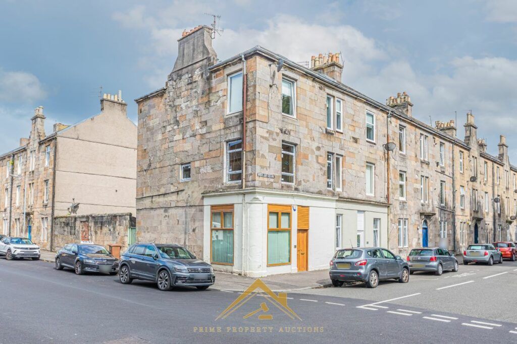 2 bed flat for sale in Flat 2/2, 9, Victoria Street, Dumbarton G82, £75,000