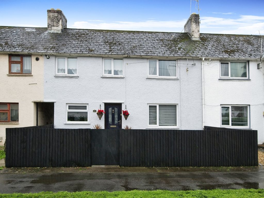 3 bed terraced house for sale in Pendre, Bridgend CF31, £180,000