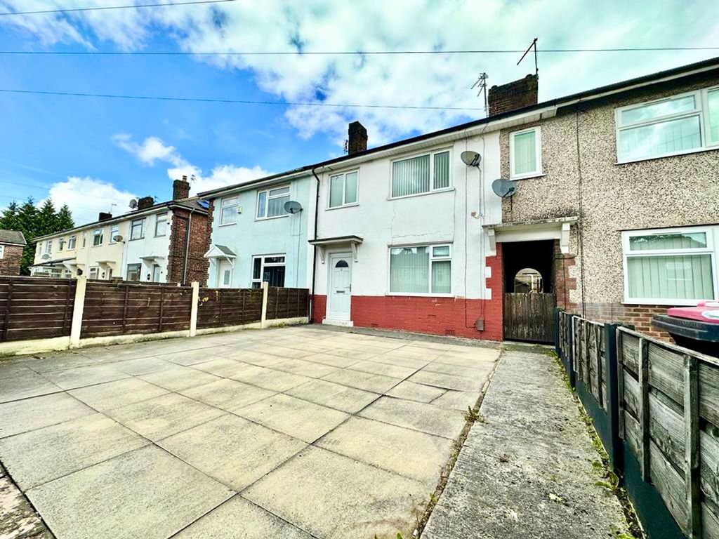 3 bed terraced house for sale in Second Avenue, Swinton M27, £190,000