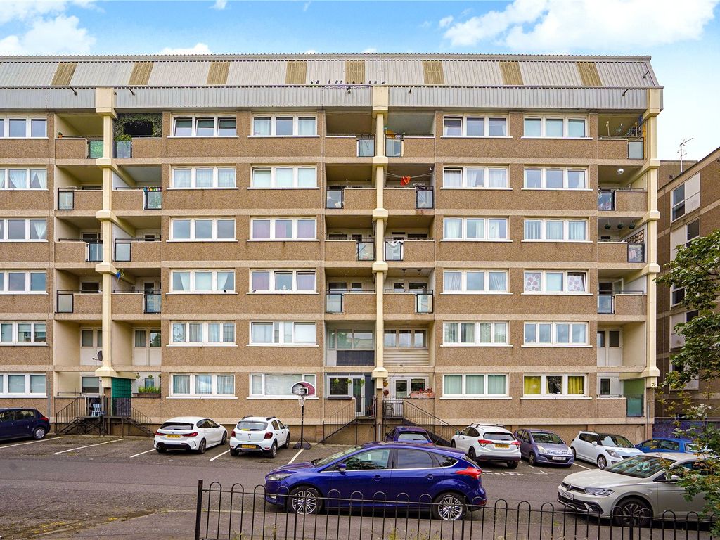 3 bed flat for sale in Flat 5, Hillpark Drive, Hillpark, Glasgow G43, £69,000