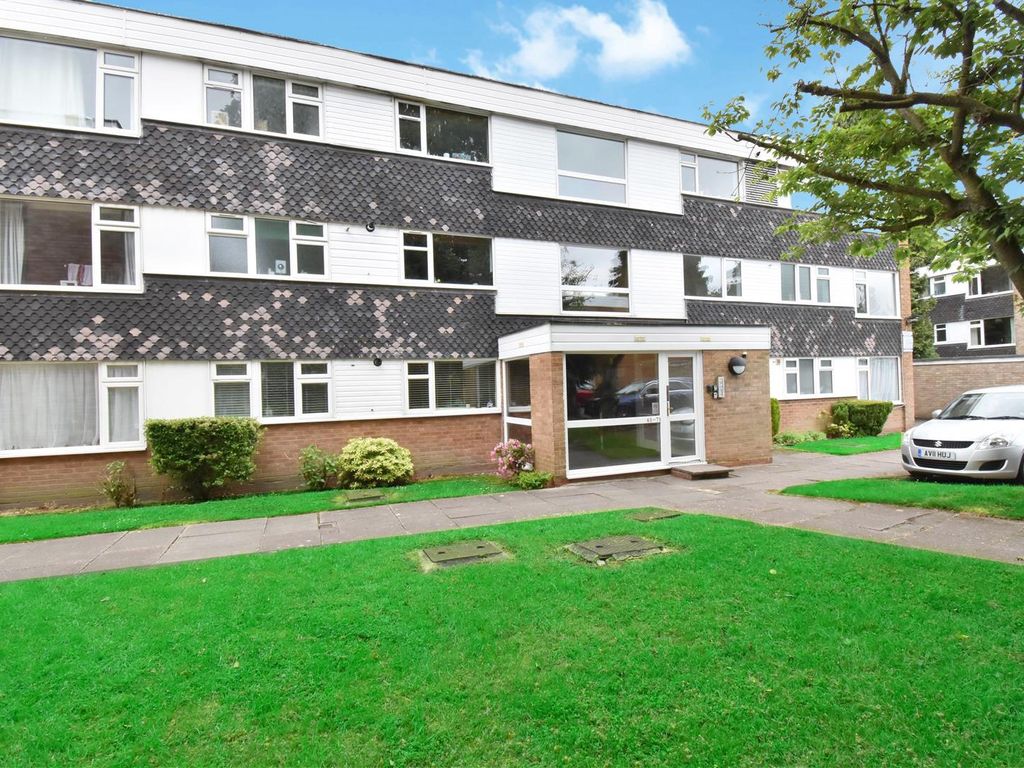 2 bed flat for sale in Milcote Road, Solihull B91, £160,000