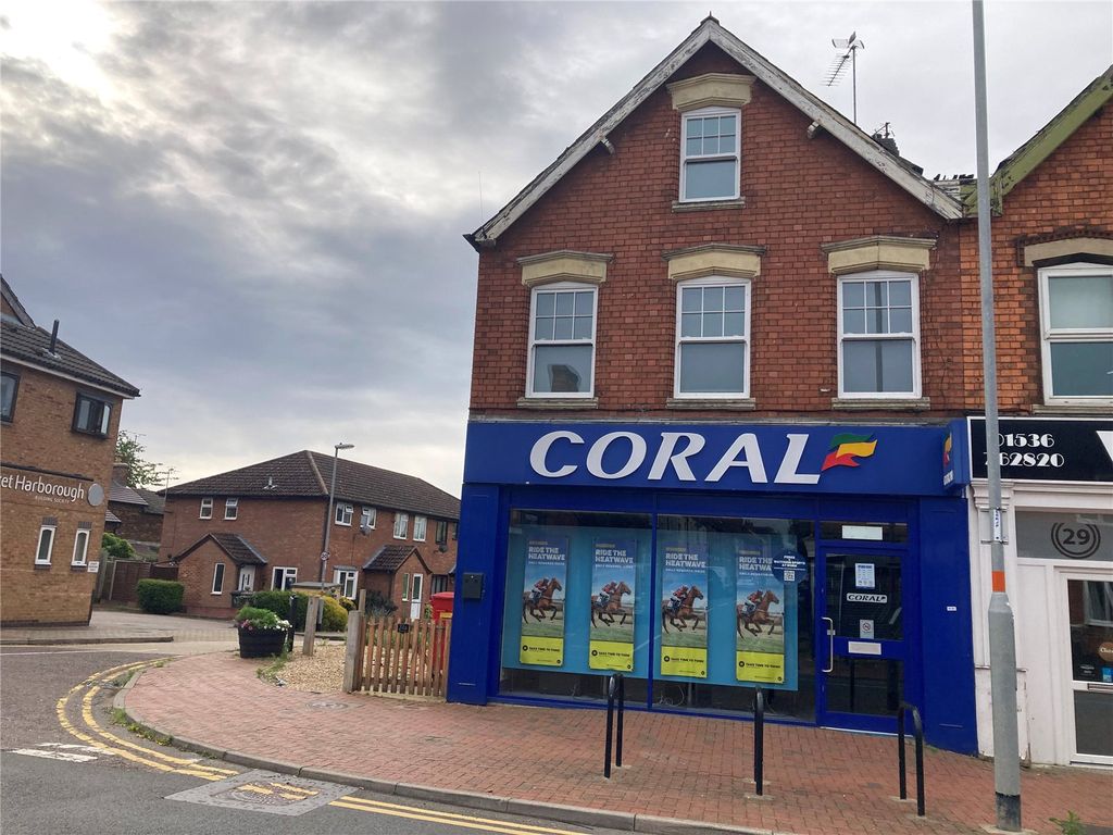 Retail premises for sale in Station Road, Desborough NN14, £325,000