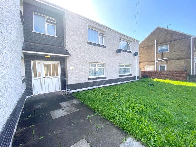 2 bed flat for sale in Southdown View, Port Talbot, Neath Port Talbot. SA12, £87,000