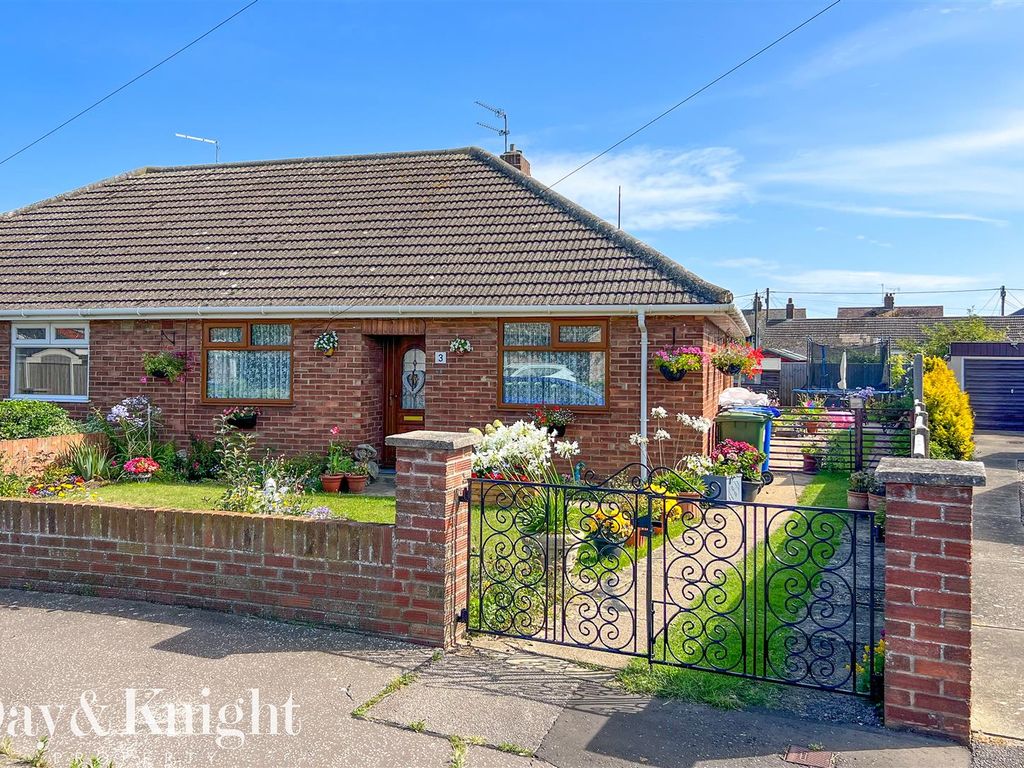 2 bed semi-detached bungalow for sale in Westland Road, Lowestoft NR33, £230,000