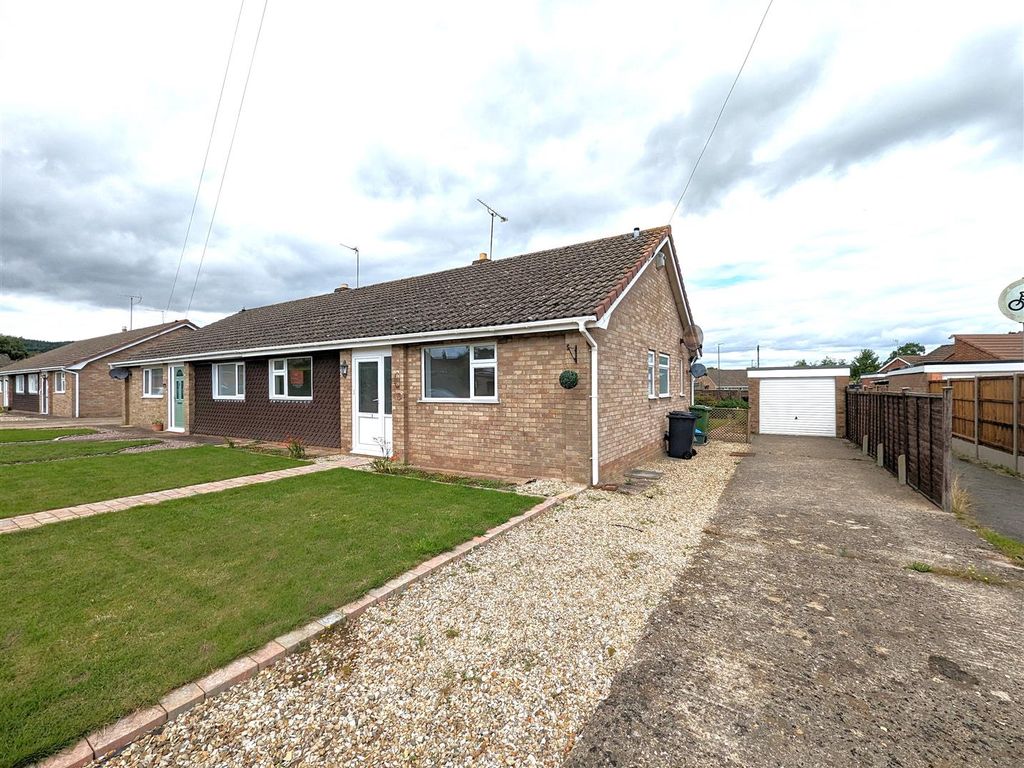 3 bed semi-detached bungalow for sale in Newton Close, Huntley, Gloucester GL19, £275,000