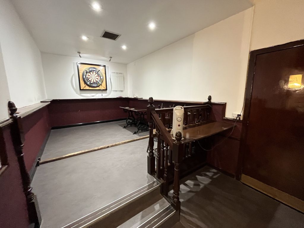 Leisure/hospitality for sale in The Court Bar, 7 St. James Street, Paisley PA3, £170,000