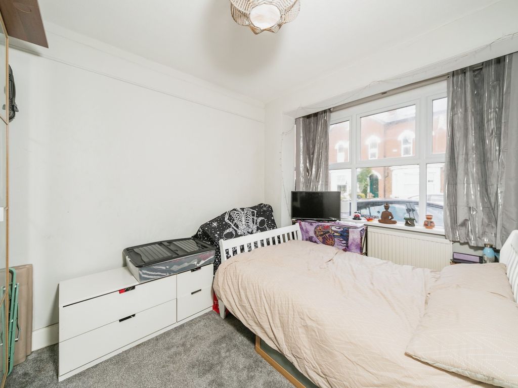 1 bed maisonette for sale in Milman Road, Reading RG2, £180,000