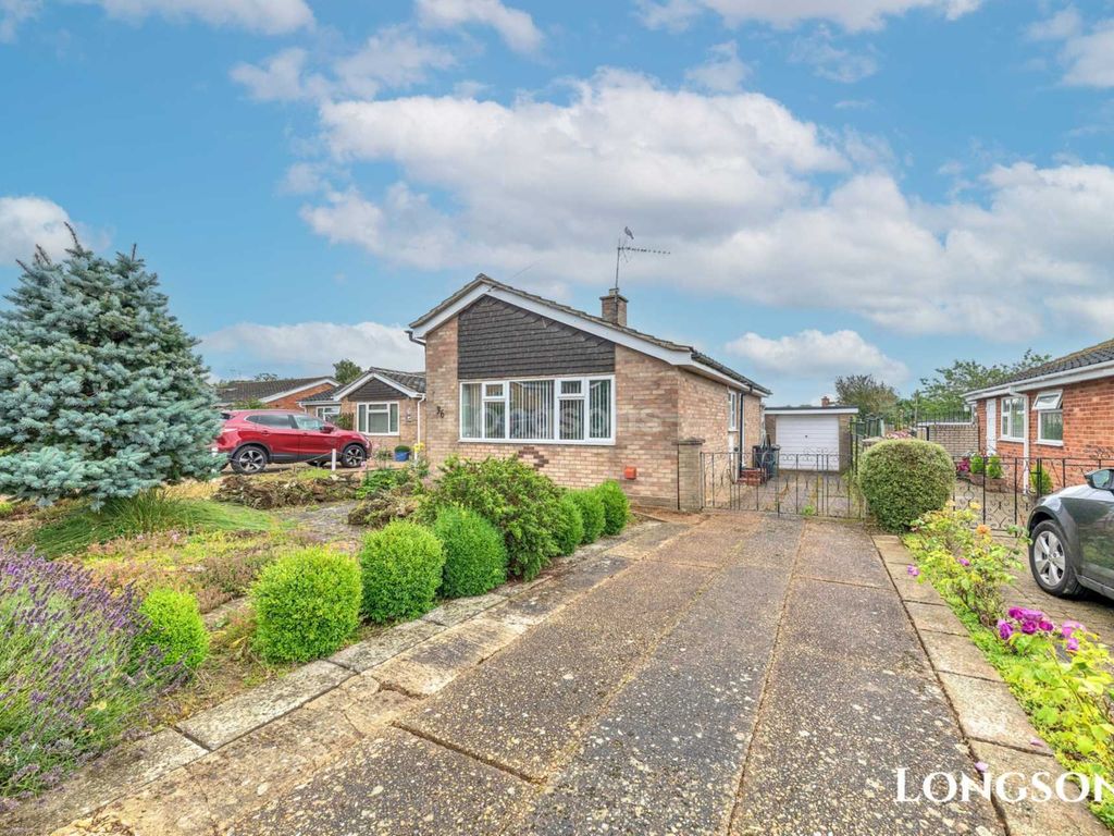 2 bed detached bungalow for sale in Newfields, Sporle PE32, £230,000