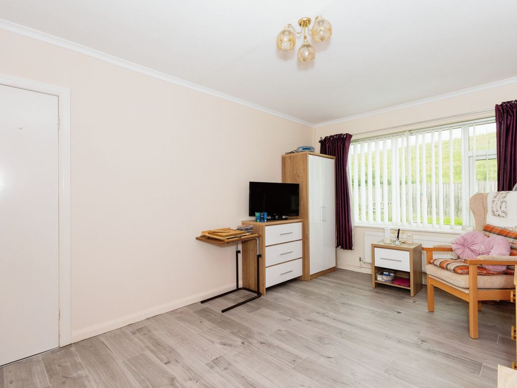 2 bed bungalow for sale in Tan Y Bryn, St. Asaph, Denbighshire LL17, £185,000